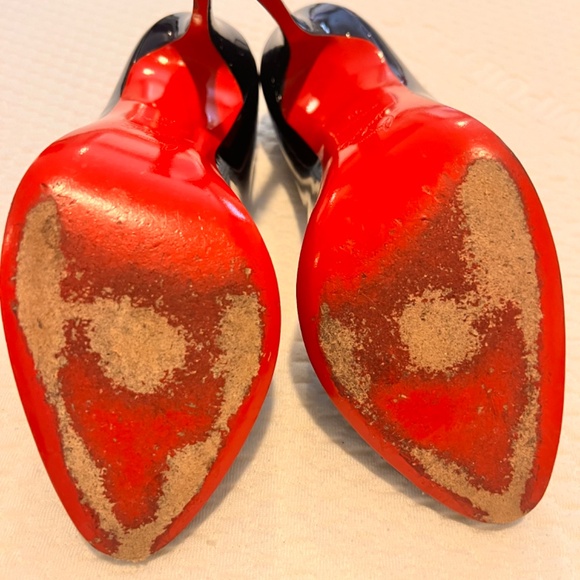 Louboutin black patent pumps size 38 - Picture 5 of 6